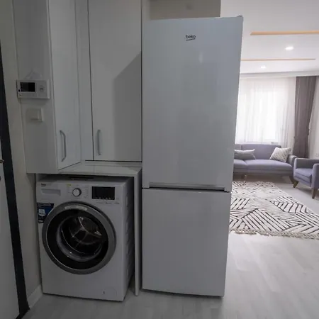 Central Flat Near Beach And Kaleici In Muratpasa Apartment