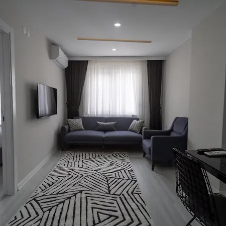 Central Flat Near Beach And Kaleici In Muratpasa Apartment *